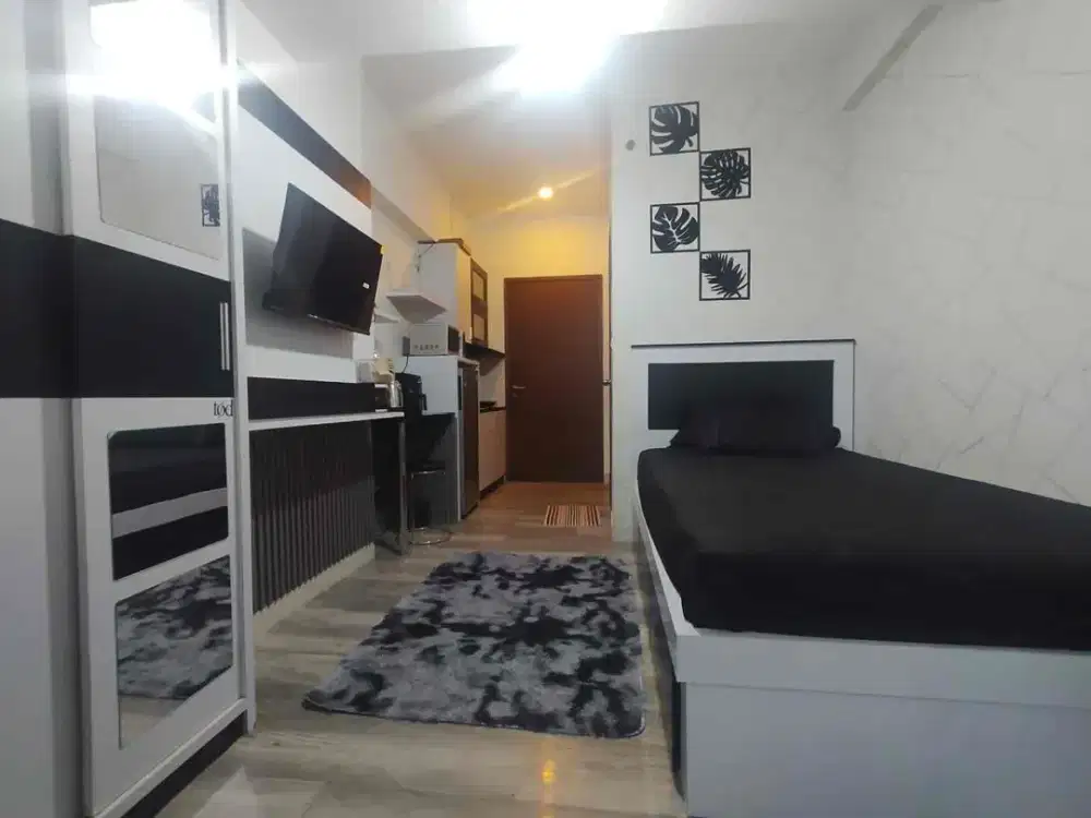 Definisi KOSAN rasa HOTEL

Ngekos sperti di hotel berbintang
Type studio+ balkon
Baru renovasi

EastonPark Residences Jatinangor
Lokasi strategis pinggir jalan raya 2 arah. 
Fasilitas lengkap kolam renang, gym, parkir luas, keamanan 24jam

Fasilitas kompl