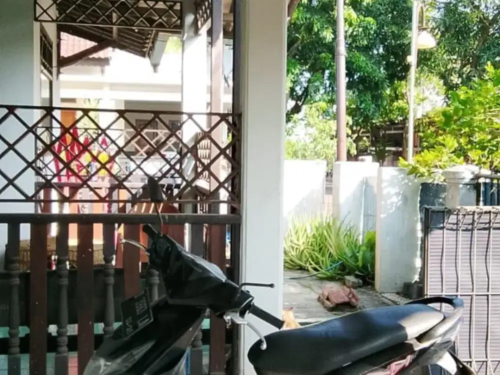 Rumah hook LT 147 m2 siap huni di Belakang Metro Indah Mall kota Bandung