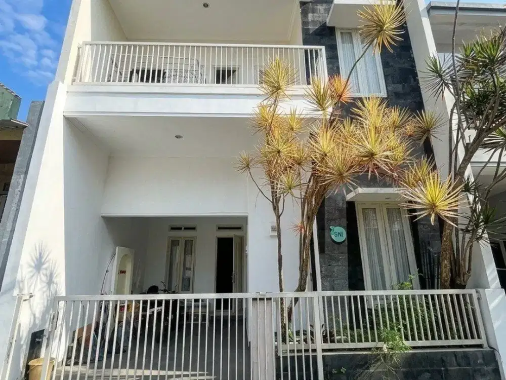 Dijual Villa Minimalis 2Lt Cocok untuk Villa atau Homestay Siap Huni View Pegunungan Udara Sejuk Dekat Kuliner dan Wisata di Oro-oro Ombo
