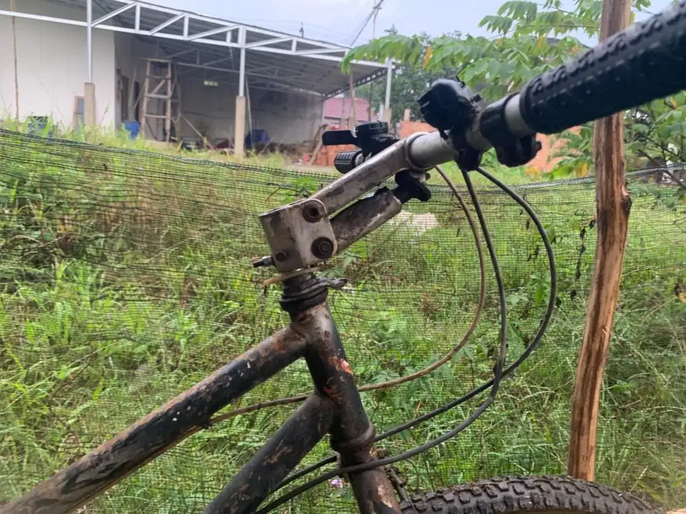 Beli sepeda bekas tak terpakai mtb/lipat