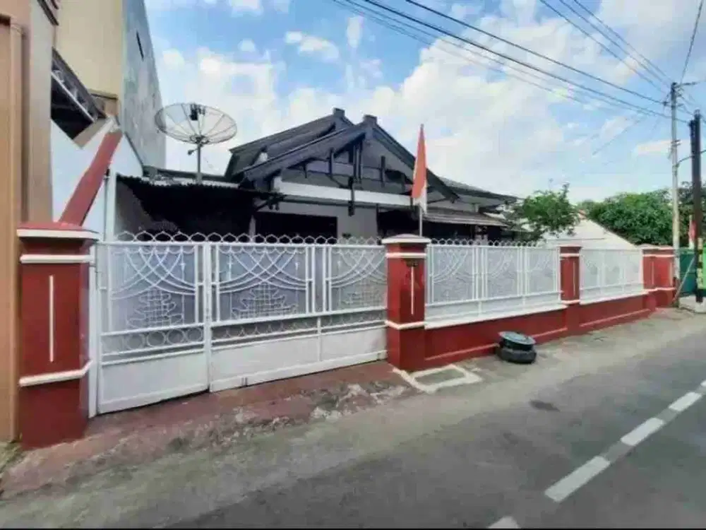 rumah terawat furnish tengah kota solo purwosari cocok hunian atau kost