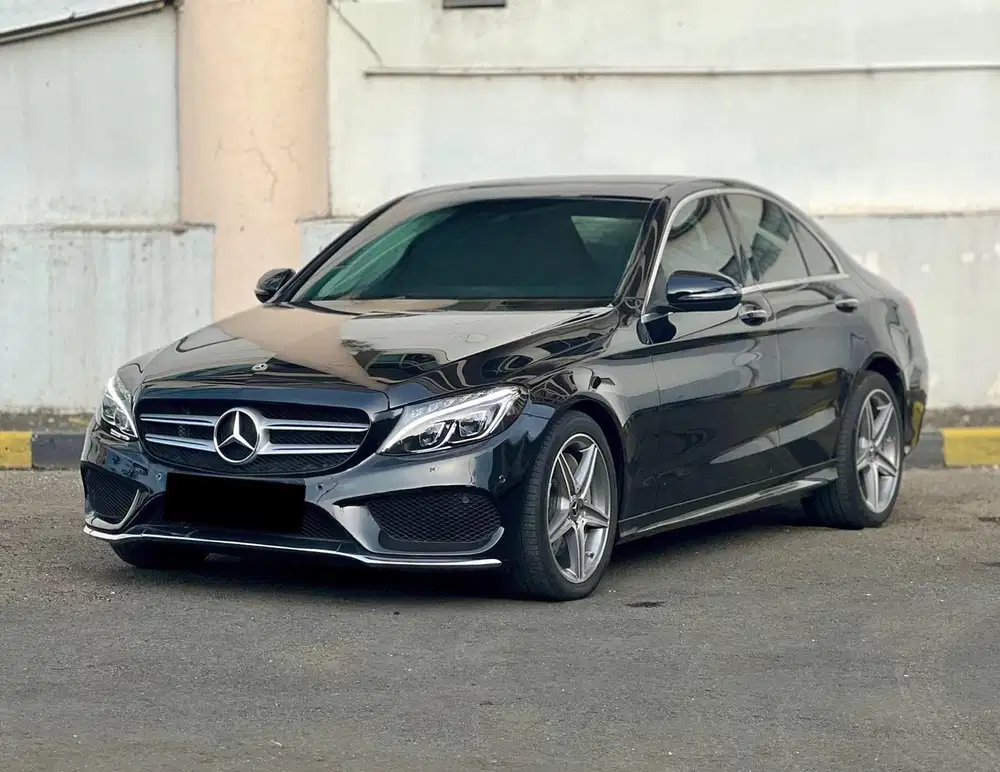 Mercy C300 AMG W205 2018 / Odo 8rbu Miles