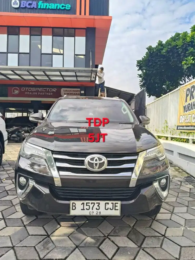 Toyota Fortuner VRZ Matic Tahun 2018 Kondisi Mulus Terawat Istimewa