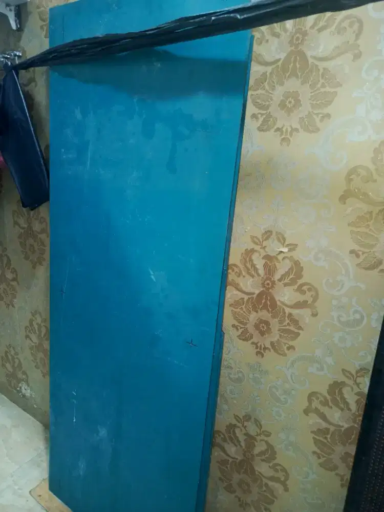 Jual cermin kaca original untuk salon,murah sisinya sudah di haluskan