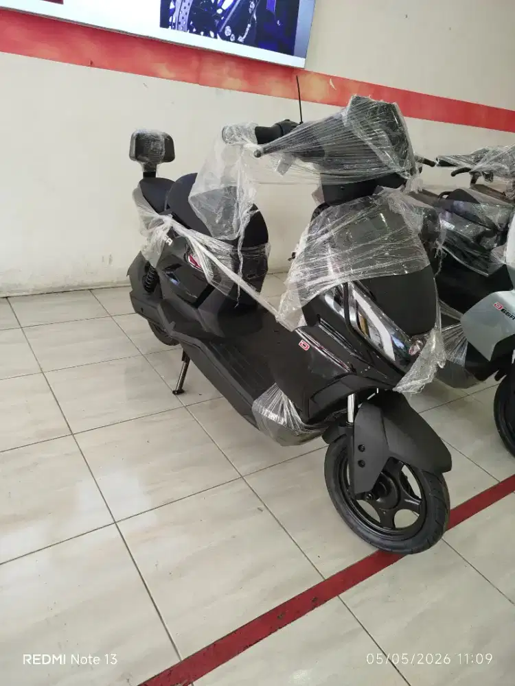 Dijual sepeda listrik dan motor listrik cash credit