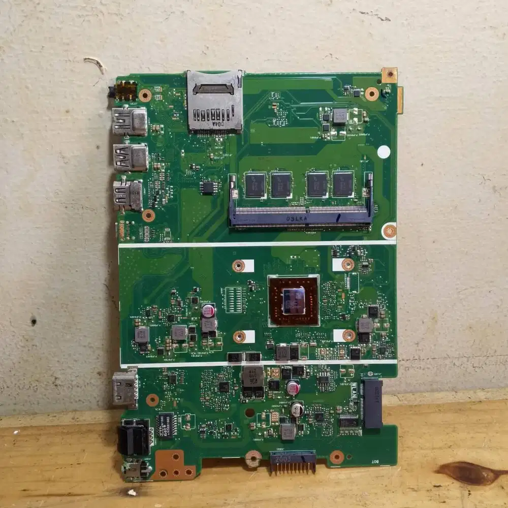 Mainboard Asus X441BA AMD A4-9125 normal siap pakai
