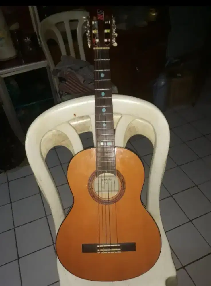 Gitar Klasik Yamaha