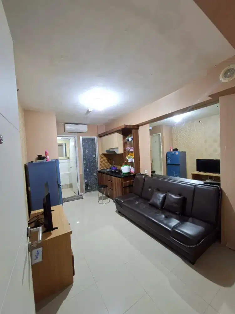 Sewa Murah Dua BR Apartemen Bassura City 42 JT/12 bln Free ipl