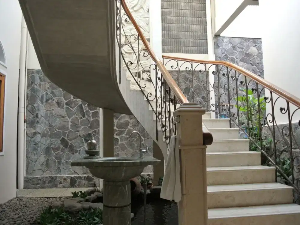 Termurah! Rumah Cantik di Dago Asri Bandung