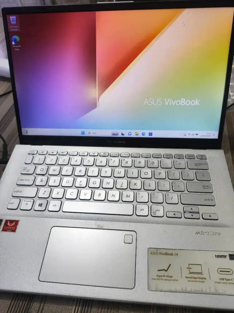 JUAL CEPAT LAPTOP ASUS VIVOBOOK 14 AMD RYZEN 3 3200U
