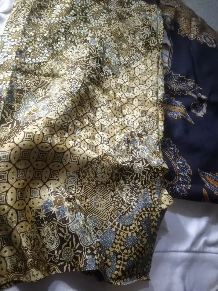 Kain selendang sutra asli motif batik