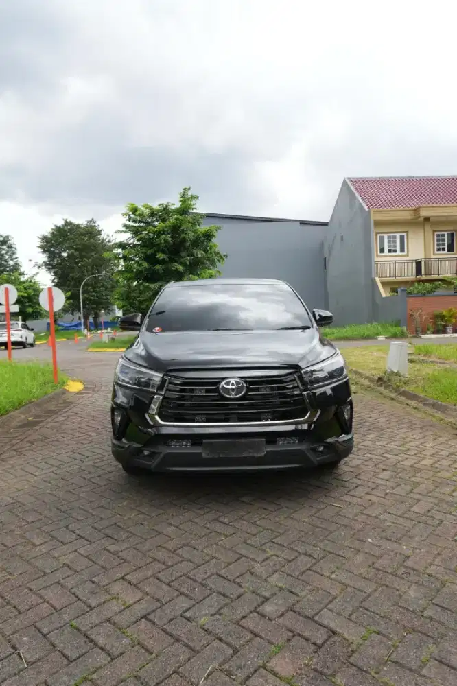 Innova Reborn Venturer DIESEL 2022