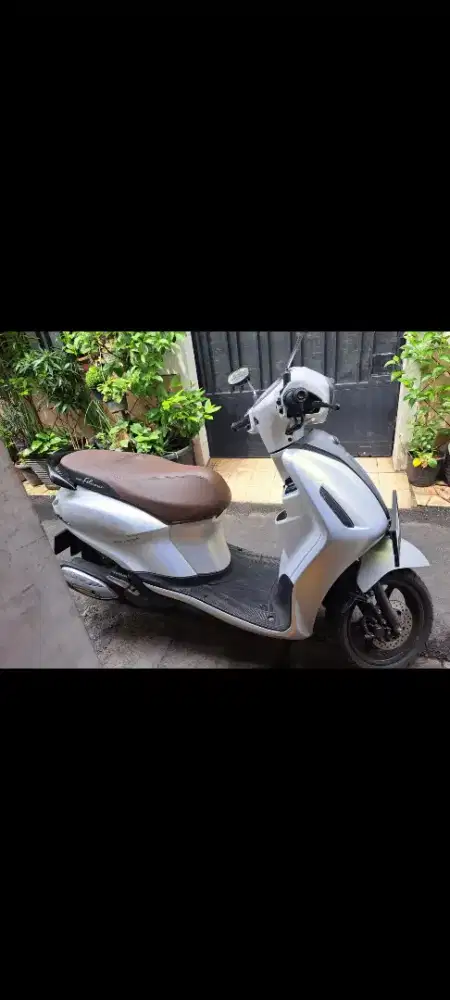 Dujual Sepeda Motor Yamaha Grand Filano BU...