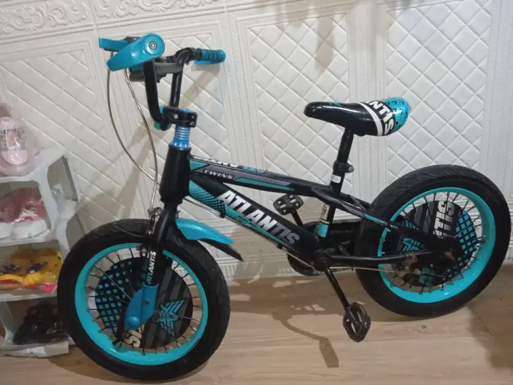 Sepeda anak merk atlantis