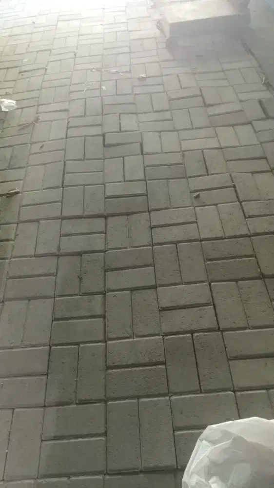 Dijual paving blok bekas harga bisa nego