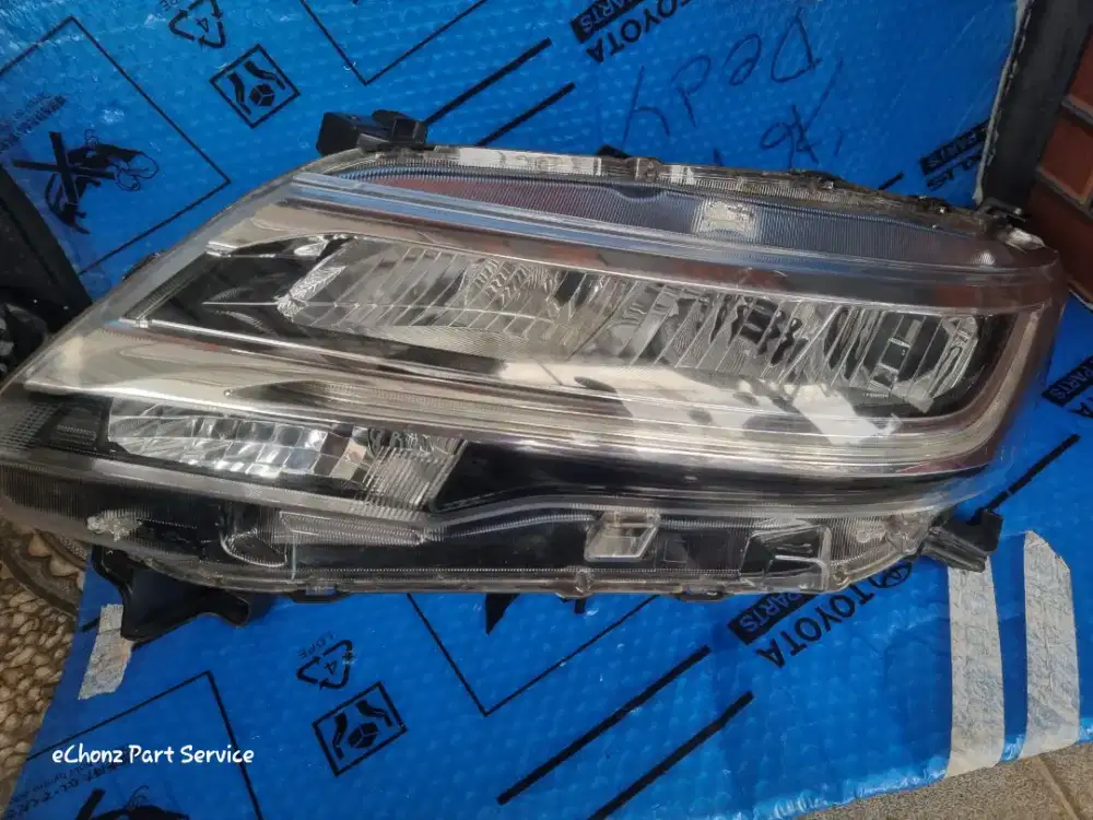 Headlamp Lampu Depan Utama Kiri All New Rush Terios LED Type R 2018 UP