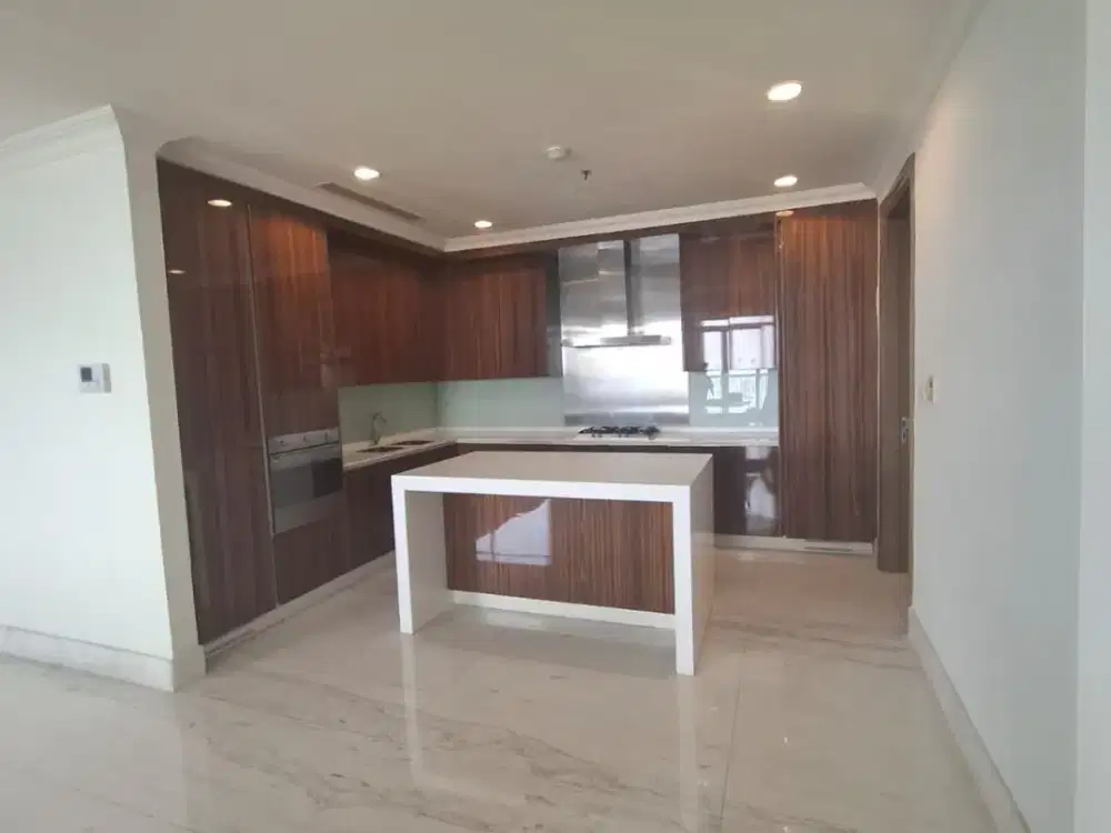 DISEWA APARTEMEN BOTANICA TOWER 1 LT 32 KEBAYORAN LAMA JAKARTA SELATAN