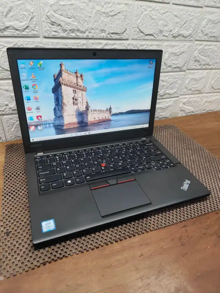 Lenovo Thinkpad X260 intel Core i7 Gen-6 (8/256gb) 12,5 inch NORMAL