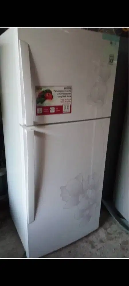 Kulkas LG 562 liter kapasitas air