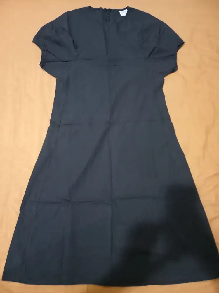 LONG DRESS HITAM (AMITIE)