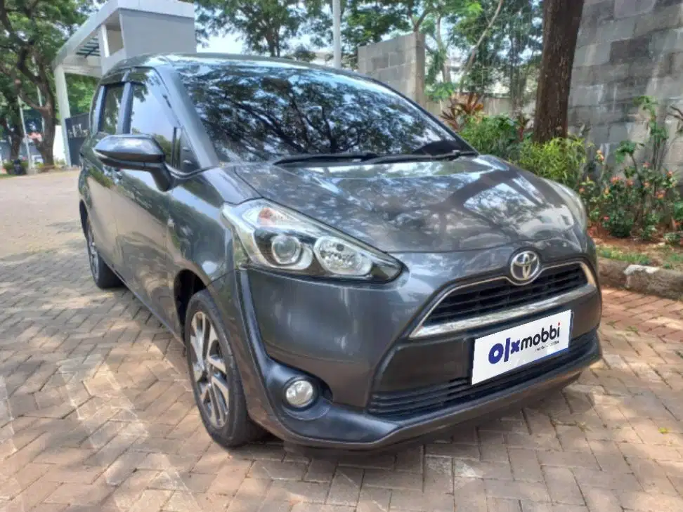DP Murah Toyota Sienta 1.5 V Bensin-MT 2018 CFITB