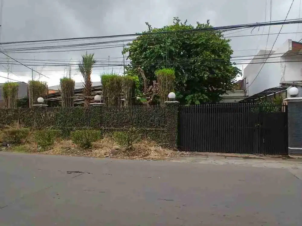 dijual rumah pinggir jalan raya jati warna dekat pintu toll