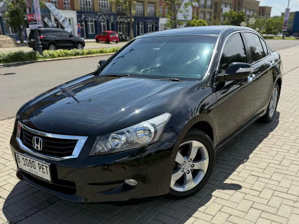 Honda Accord 2.4 VTI-L automatic 2011