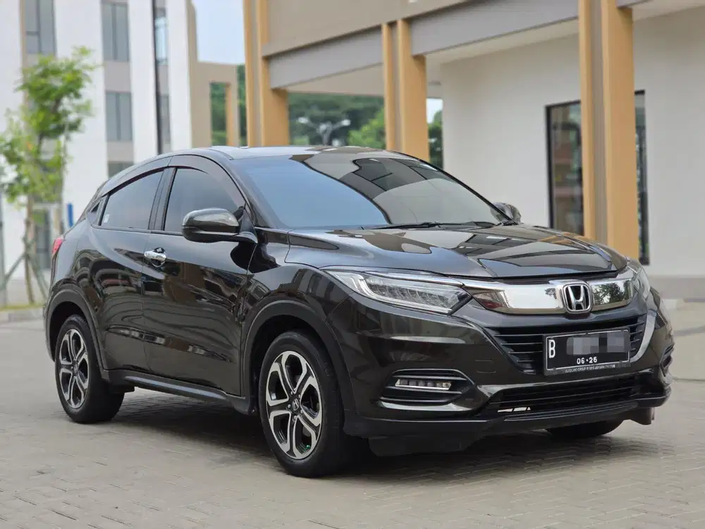 HONDA HRV SE HIJAU OLIVE