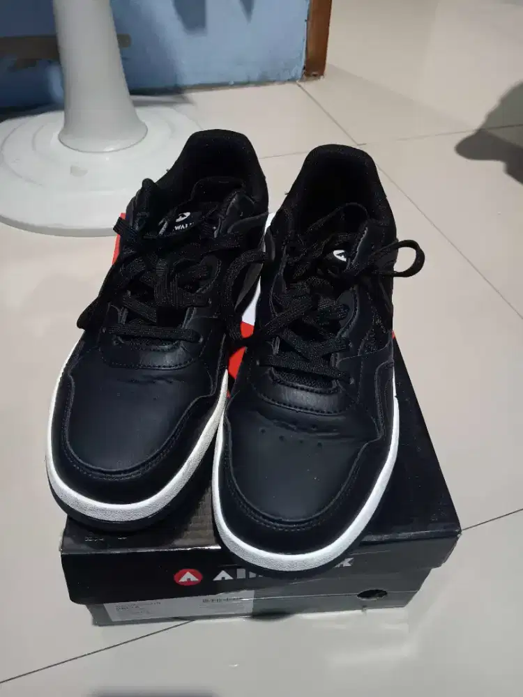 Sneakers airwalk delta size 42