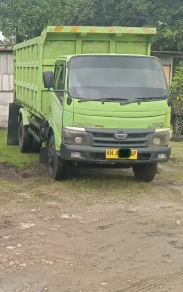 HINO DUTRO 130 HD Dump Truck Turbo Diesel MT Warna Hijau Tahun 2019
