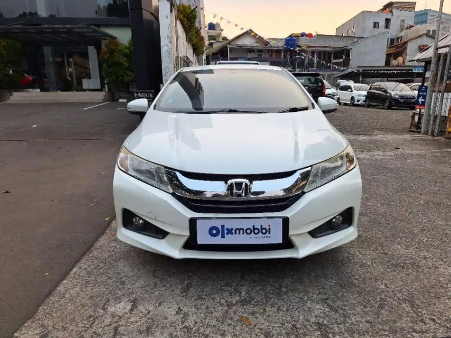 DP MURAH Honda City 1.5 E Bensin-AT 2015 Abu-Abu CADJD