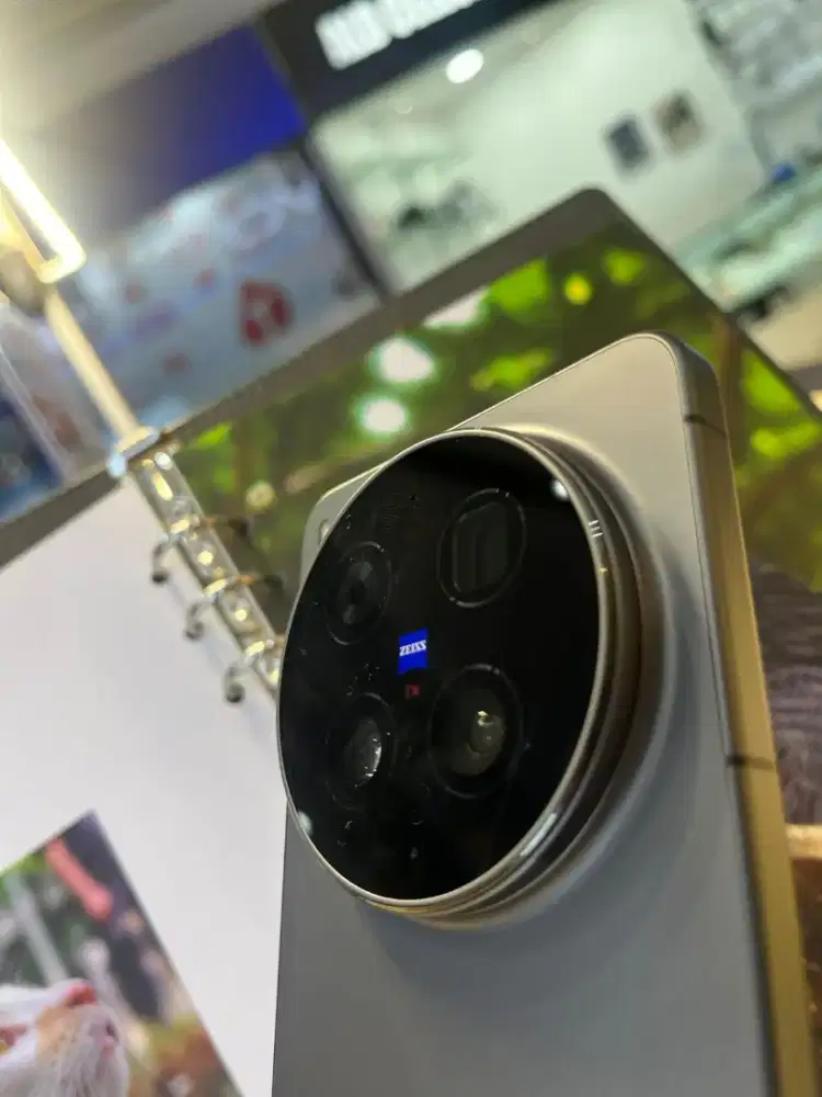 Vivo X300 Ultra