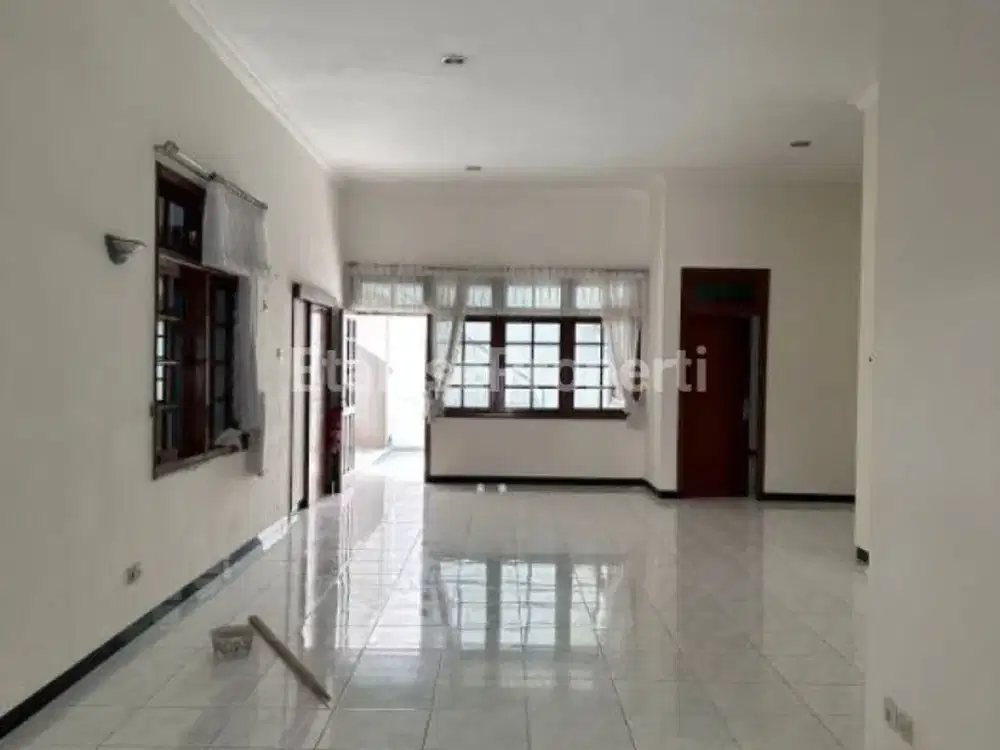 Disewakan rumah manyar tirtoyoso utara