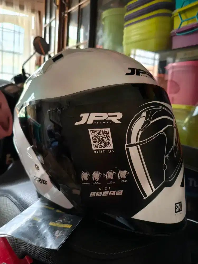 Helm JPR ZR16 Baru
