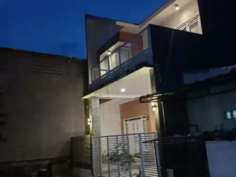 Rumah cantik ada kolam renang siap huni di komp bumi asri kopo bandung