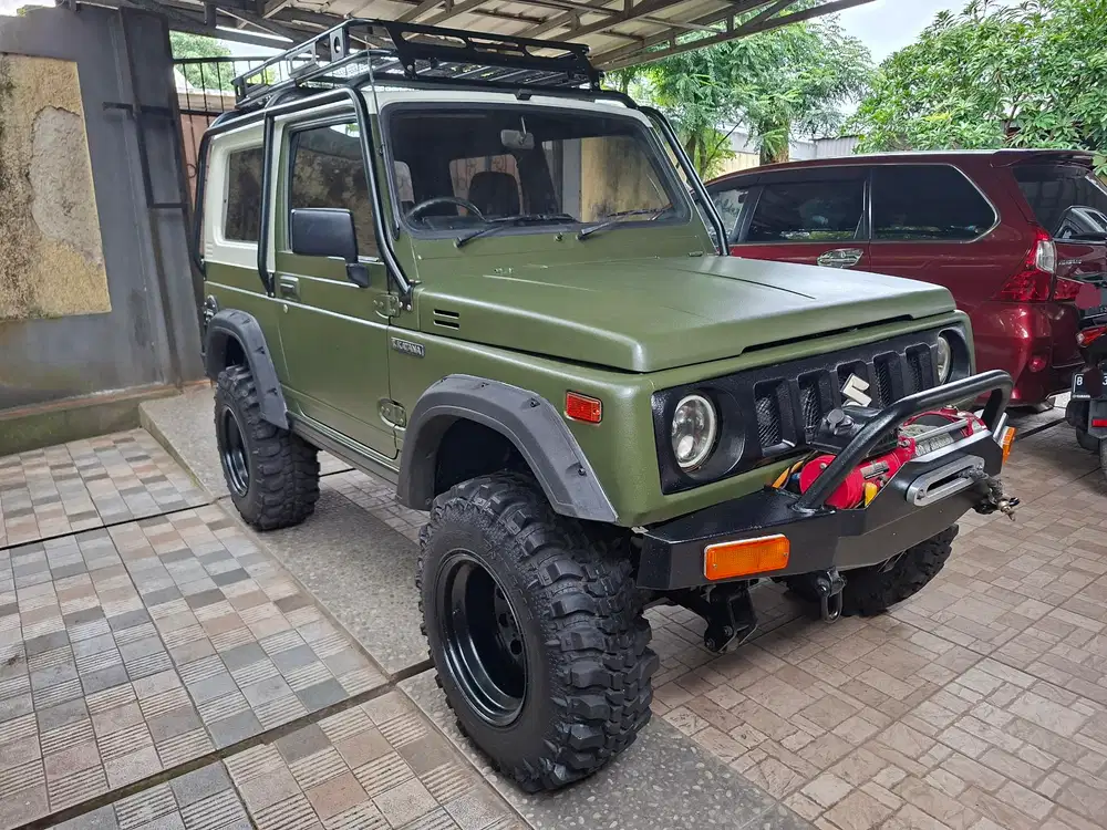 Suzuki Jimny 4x4 tahun 1990 Mesin 1.6