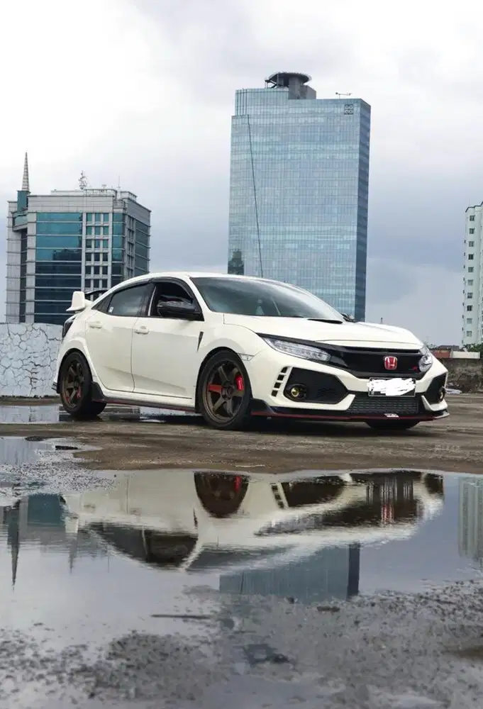 Civic Type R FK8 Low Km mods (384jt)