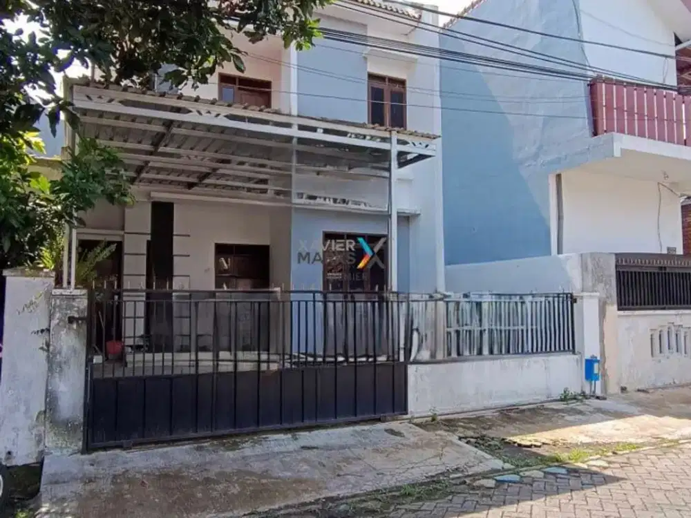 Dijual Rumah Terawat Ada Area Jemur Siap Huni Lingkungan Aman Fasilitas Lengkap Dekat Pusat Perbelanjaan dan Pusat Kuliner di Sawojajar 1