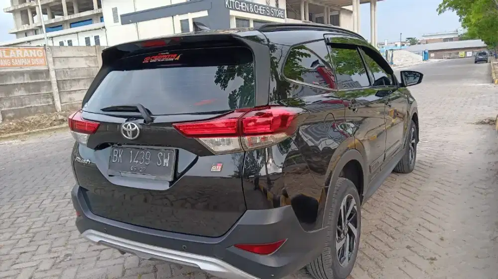 DI CARI KARYAWAN SALON MOBIL