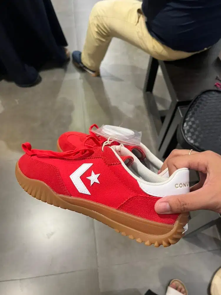 Converse Star Trainer Ox Sneakers – Preloved (Like New)