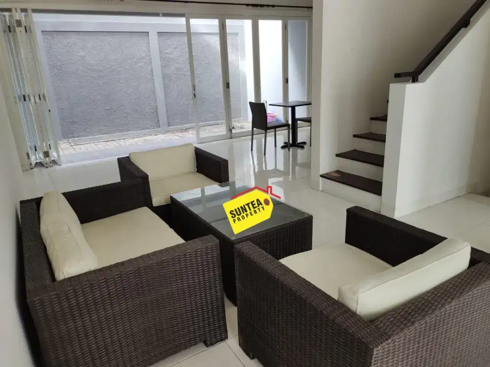 Emerald Bintaro Rumah Murah bagus terawat siap Huni. 5 menit ke Fresh Market