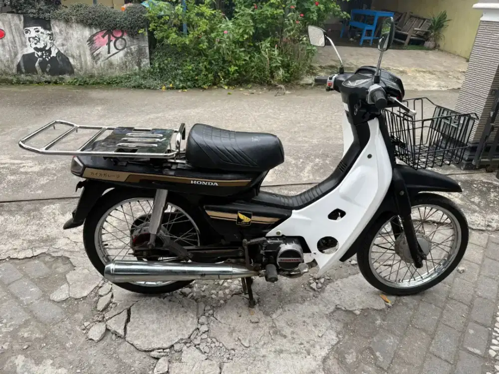 Astrea grand ampal THN 1993 plat H Semarang