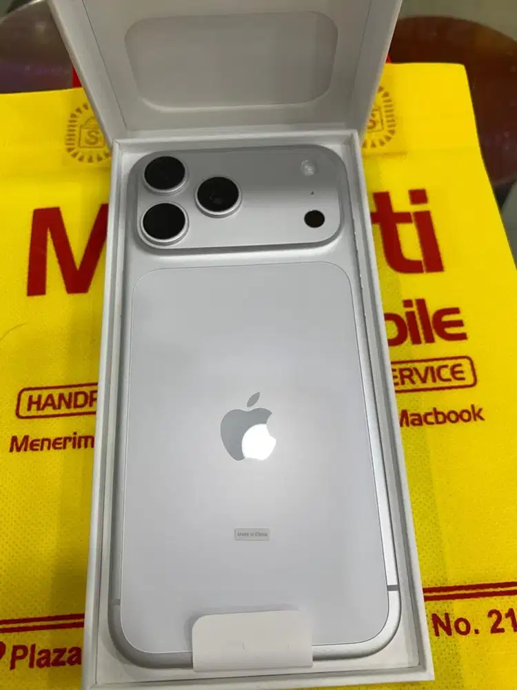 Dijual Iphone 17 Promax 256 GB Ibox