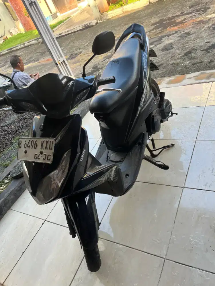 Yamaha Xeon Karbu 2010