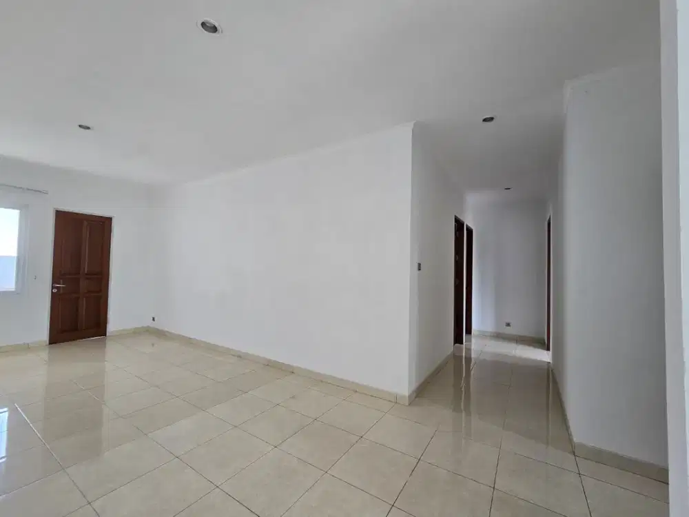 Rumah 2 Lantai di Cluster Heliconia, Harapan Indah 2, Bekasi