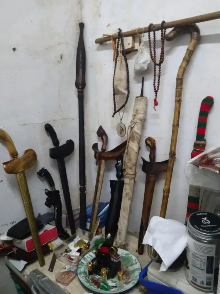 Keris sepuh lawasan