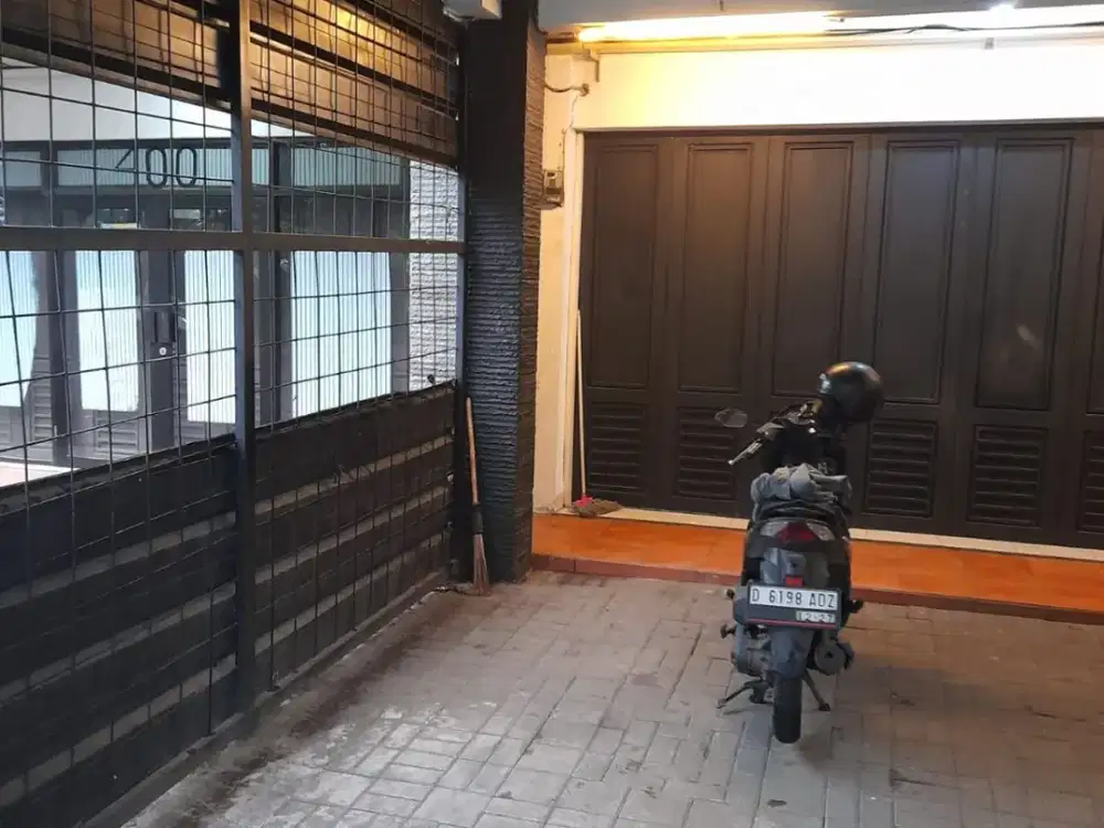 Ruko 2 Lantai, siap huni Strategis di Antapani Bandung Timur