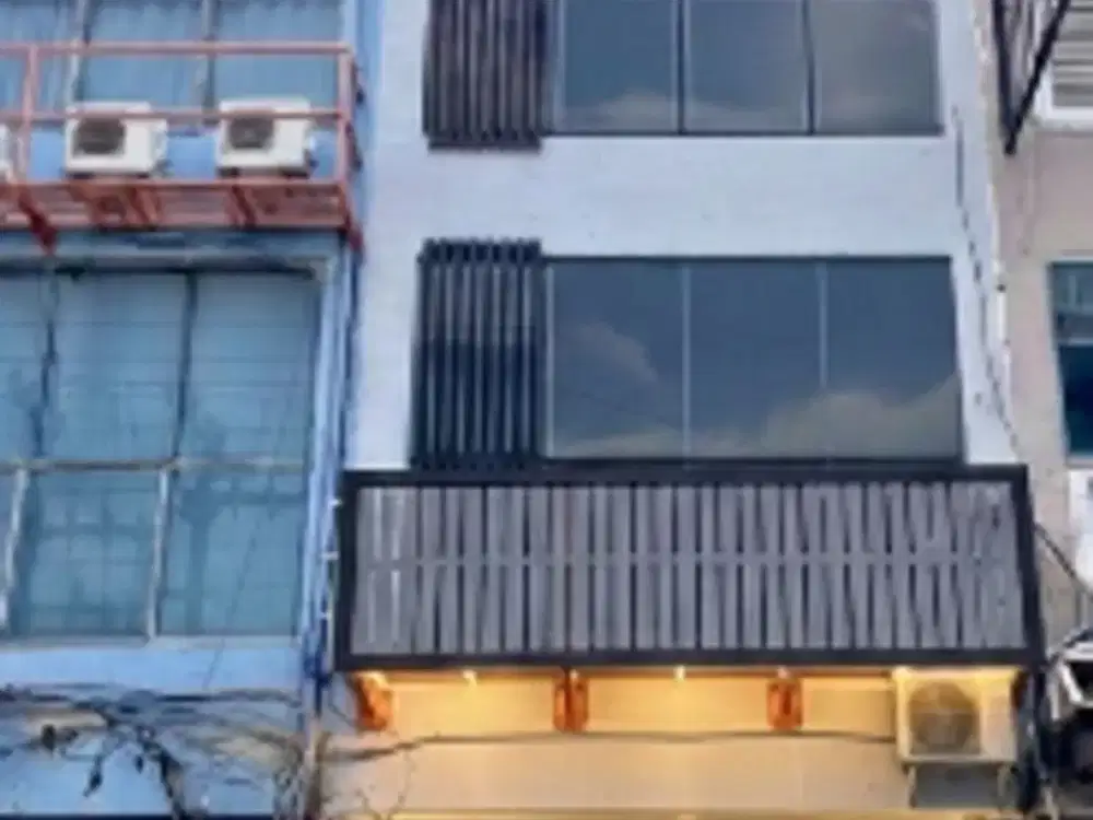 Dijual Rumah Manyar Kertoarjo