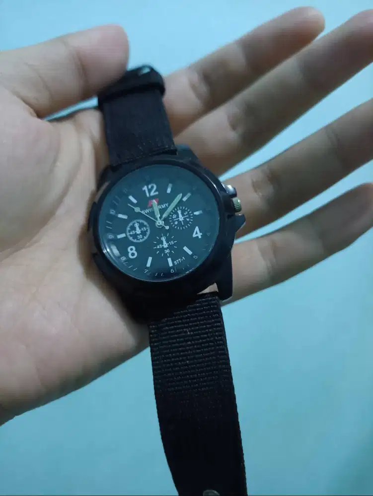 Jam Tangan Swiss army ( Replica)
