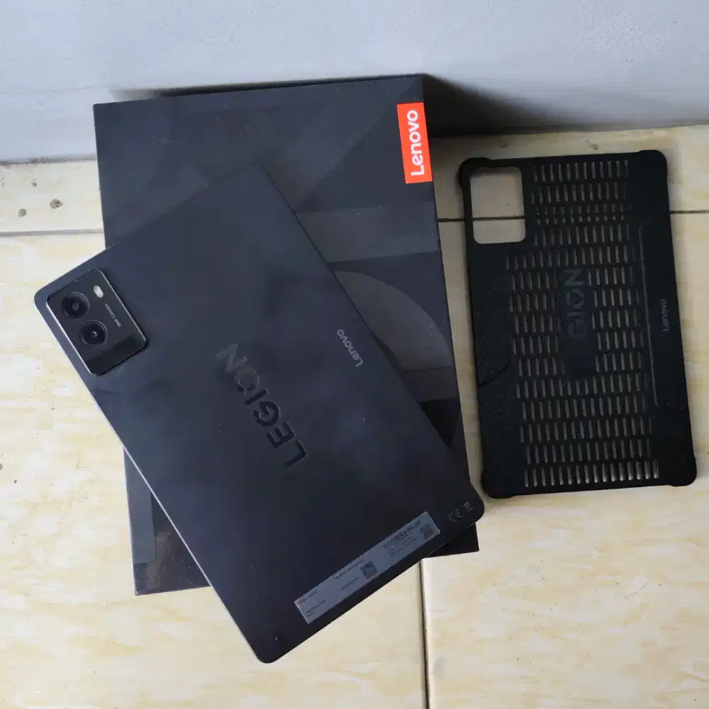 Lenovo Legion Y700 12/256GB Snapdragon Gen 3 Resmi